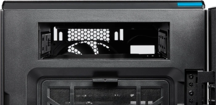 Corsair Carbide Series 678C, schwarz, Glasfenster, schallgedämmt