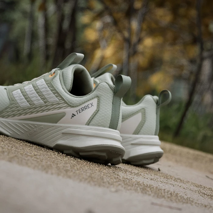 adidas Tracefinder halo green/off white/lucid tangerine (Damen)