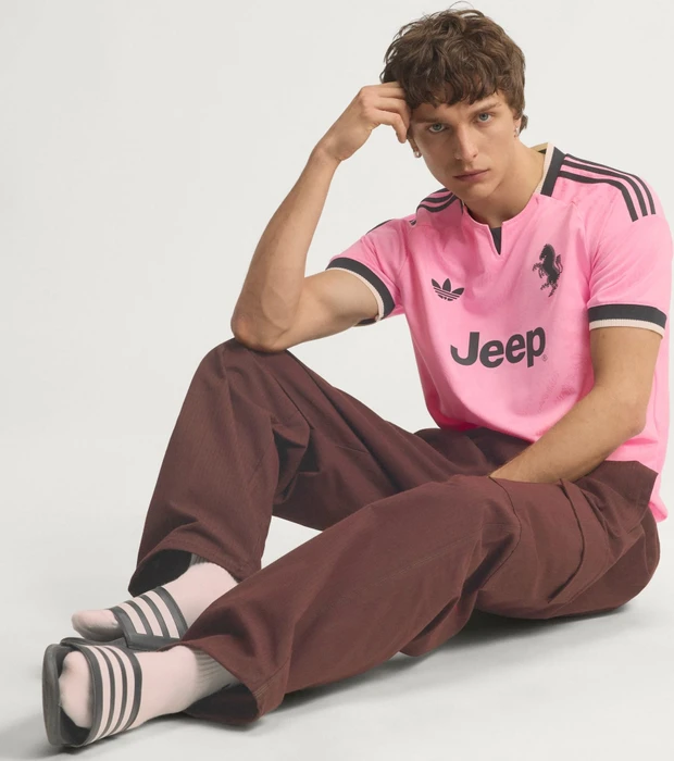 adidas Juventus Turin Authentic 2026/2027 Auswärtstrikot kurzarm (Herren)