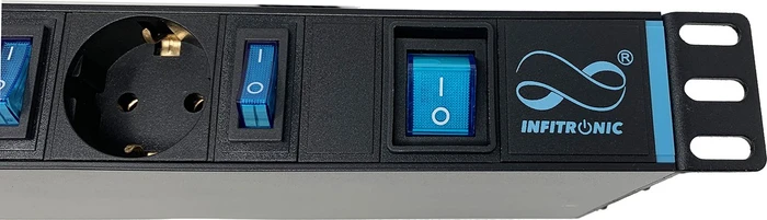 Infitronic 19" PDU Steckdosenleiste, 1HE, 13-fach, 250V, schwarz, 2m