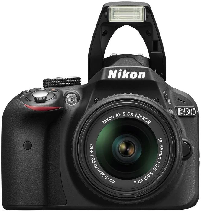 Nikon D3300 schwarz mit Objektiv AF-P DX 18-55mm 3.5-5.6 G VR und AF-S DX 55-200mm 4.0-5.6 G ED II VR