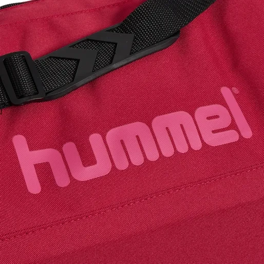 hummel Core M Sporttasche biking red/raspberry sorbet