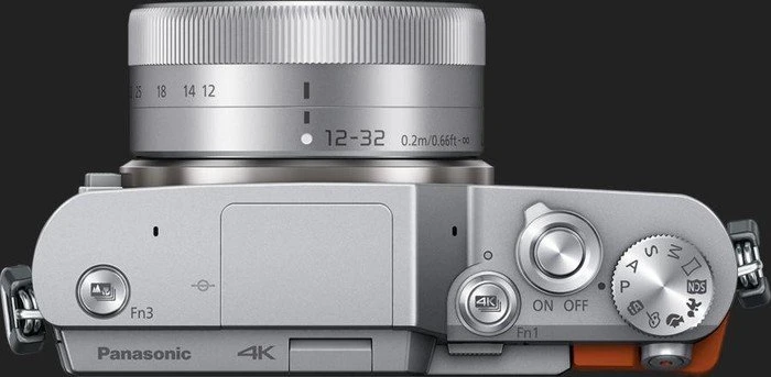 Panasonic Lumix DC-GX800 orange mit Objektiv Lumix G Vario 12-32mm 3.5-5.6 ASPH OIS