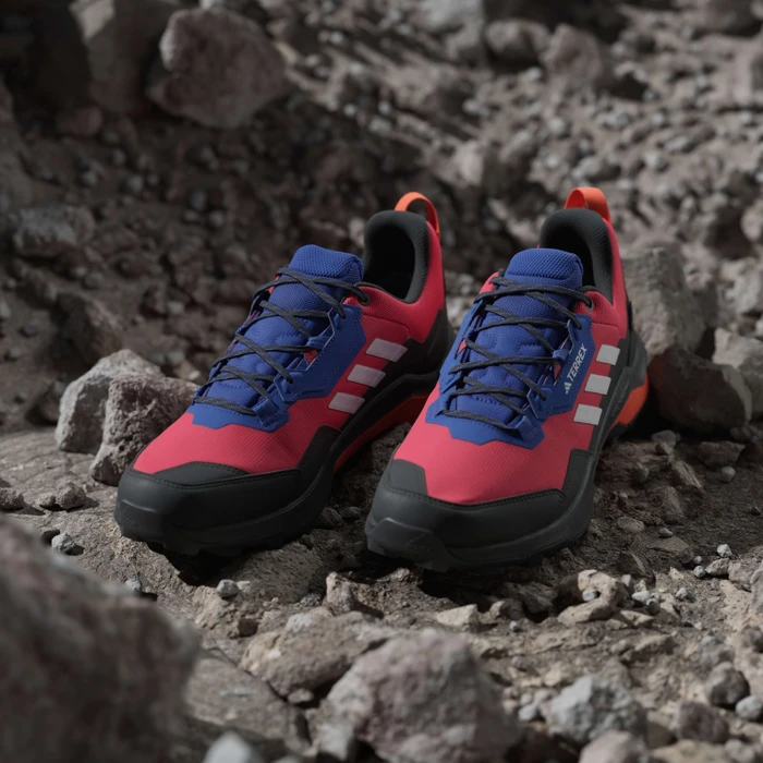 adidas Terrex AX4 GTX pure ruby/grey one/semi lucid blue (Herren)