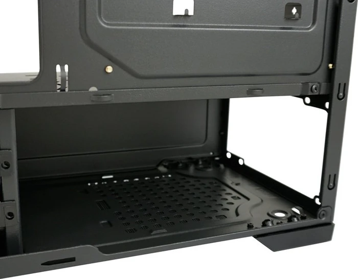 LC-Power Gaming 700B Hexagon, Glasfenster