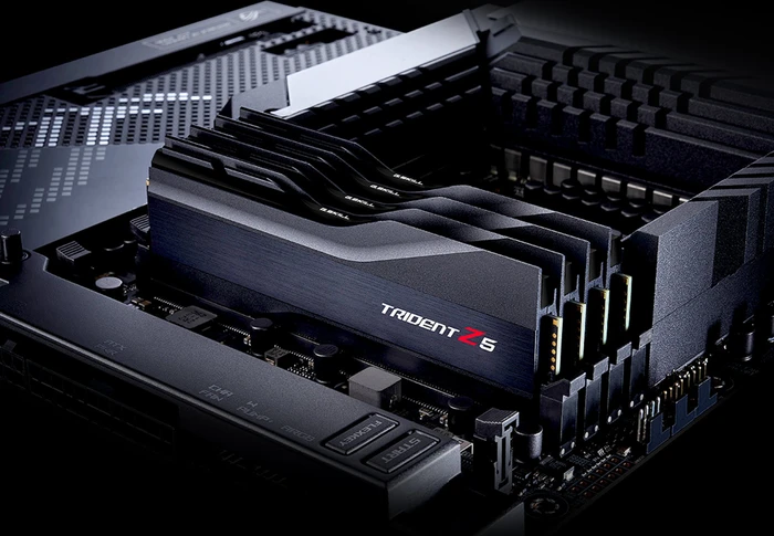 G.Skill Trident Z5 schwarz UDIMM 32GB Kit, DDR5-6000, CL40-40-40-76