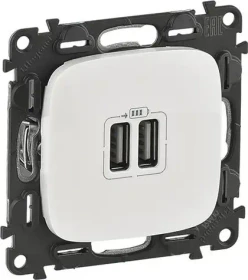 Legrand Valena Allure USB-Ladedose 2400mA, ultraweiß