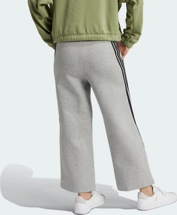 adidas Future Icons 3-Streifen Open Hem Trainingshose lang medium grey heather (Damen)