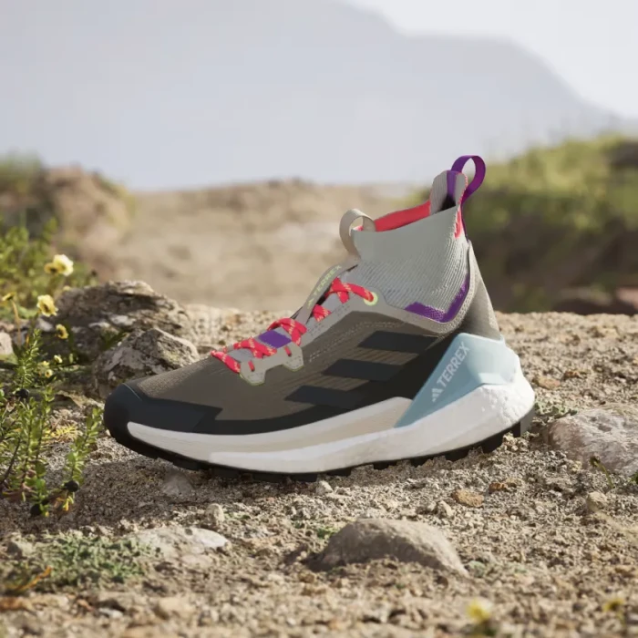adidas Terrex Free Hiker 2.0 trace cargo/carbon/active purple (Damen)