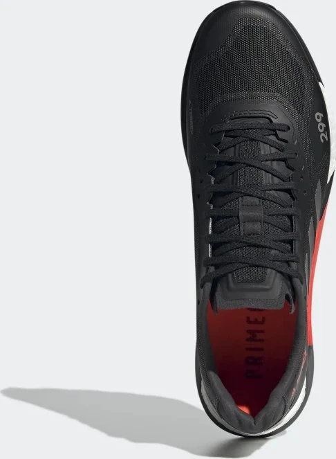 adidas Terrex Agravic Ultra core black/grey five/solar red (Herren)