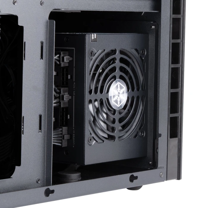 SilverStone Sugo 17, schwarz