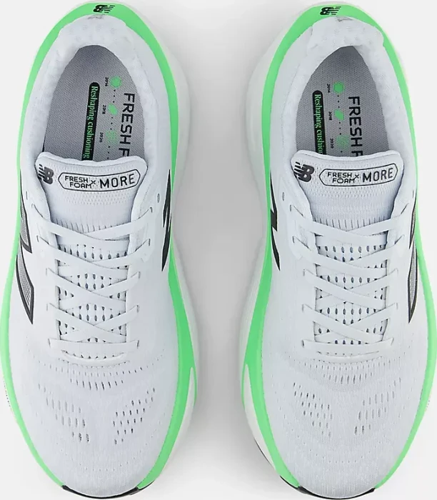New Balance Fresh Foam X More v5 ice blue/electric jade/black (Herren)