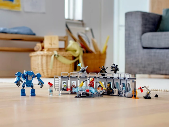 LEGO Marvel Super Heroes Spielset - Iron Mans Werkstatt
