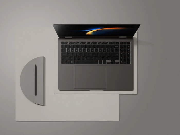Samsung Galaxy Book3 Pro 360, Graphite, Core i7-1360P, 16GB RAM, 512GB SSD, DE