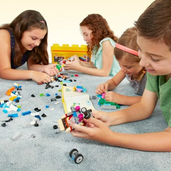 LEGO Classic - Mittelgroße Bausteine-Box