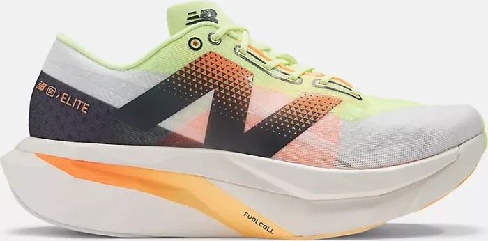 New Balance FuelCell SuperComp Elite v4 white/bleached lime glo/hot mango (Herren)