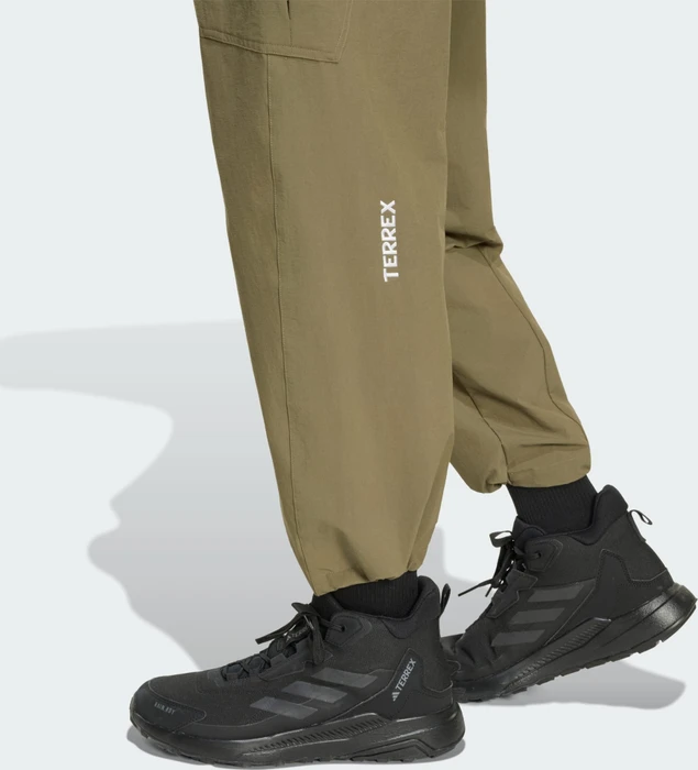 adidas Terrex Xploric Clima365 Cargo Hose lang olive strata (Herren)