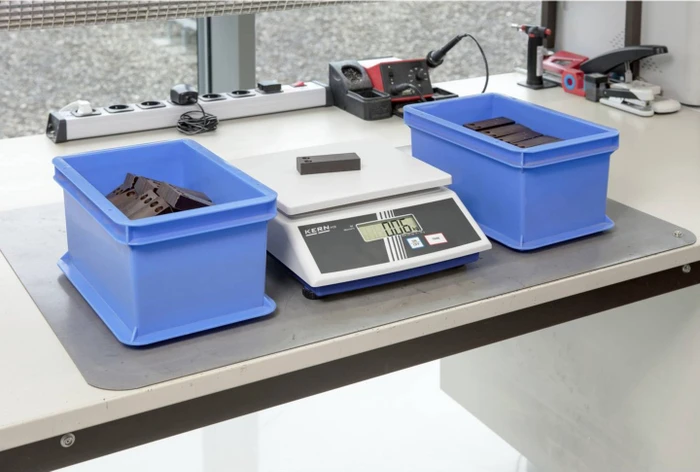 Kern FCE 6K2N-ISO, Tischwaage, 6kg, 2g