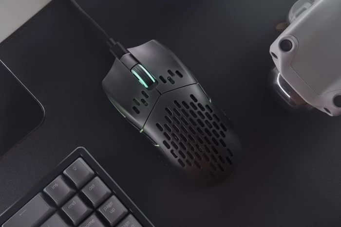 Keychron M1 Ultra-Light Gaming Mouse schwarz, USB