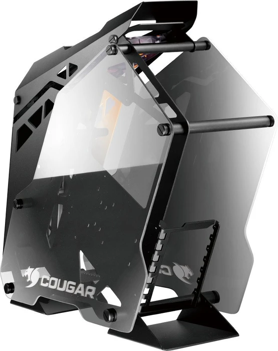 Cougar Conquer, Glasfenster