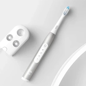 Oral-B Pulsonic Slim Luxe 4000 platinum