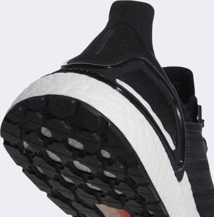 adidas Ultraboost 20 core black/night metallic/cloud white (Herren)