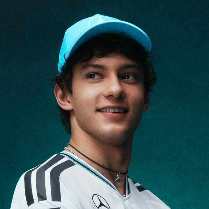 adidas Mercedes AMG Petronas Formula One Team Driver Kappe semi mint rush