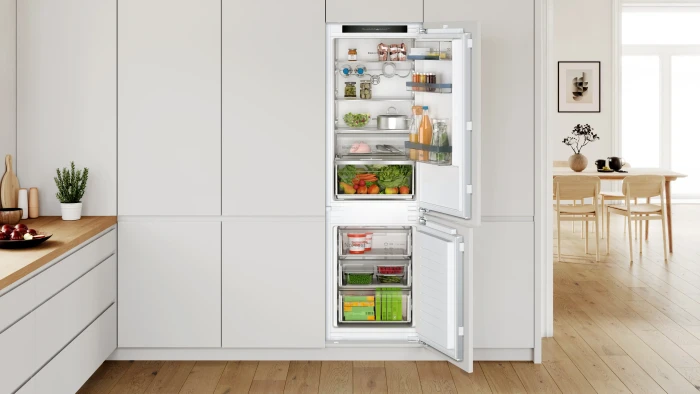 Bosch Serie 4 KIN86SFE0