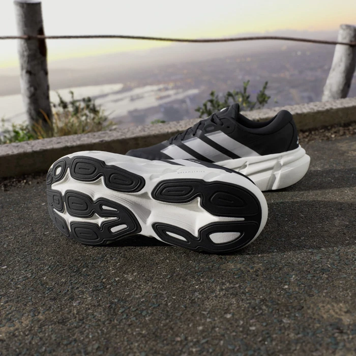adidas Adistar 5 core black/grey one/carbon (Herren)