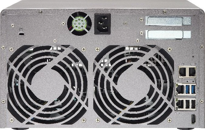 QNAP TVS-871-i5-8G, 8GB RAM, 4x RJ-45 1000Base-T, 3x USB-A 3.0