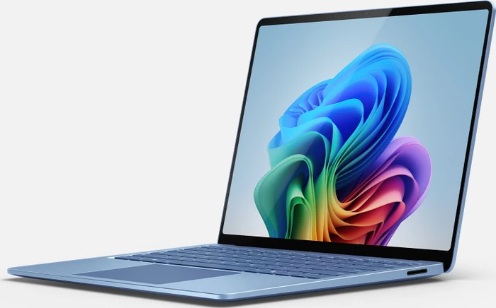 Microsoft Surface Laptop 7 13.8", Sapphire, Snapdragon X Elite - X1E-78-100, 16GB RAM, 1TB SSD, UK