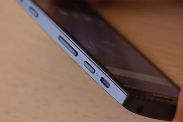 Sony Xperia P schwarz