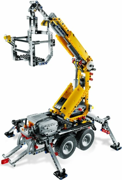 LEGO Technic - Truck mit Power Schwenkkran