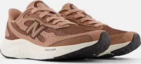 New Balance Fresh Foam Arishi v4 Tiralux landslide/pecan/rich oak (Damen)