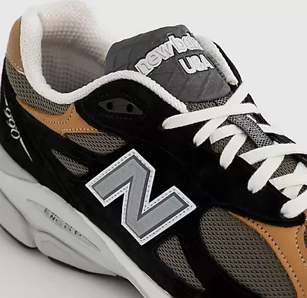 New Balance Made in USA 990v3 black/tan (Herren)