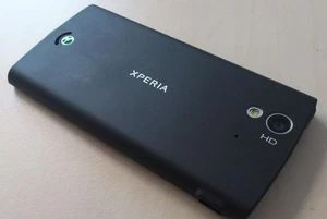 Sony Ericsson Xperia Ray schwarz