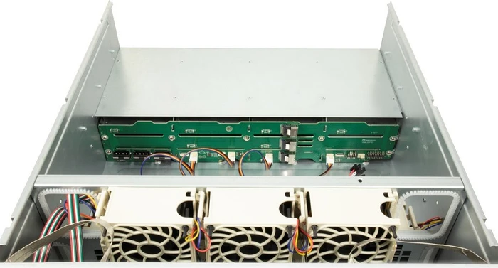 Inter-Tech IPC 4U-4736, schwarz, 4HE, ATX