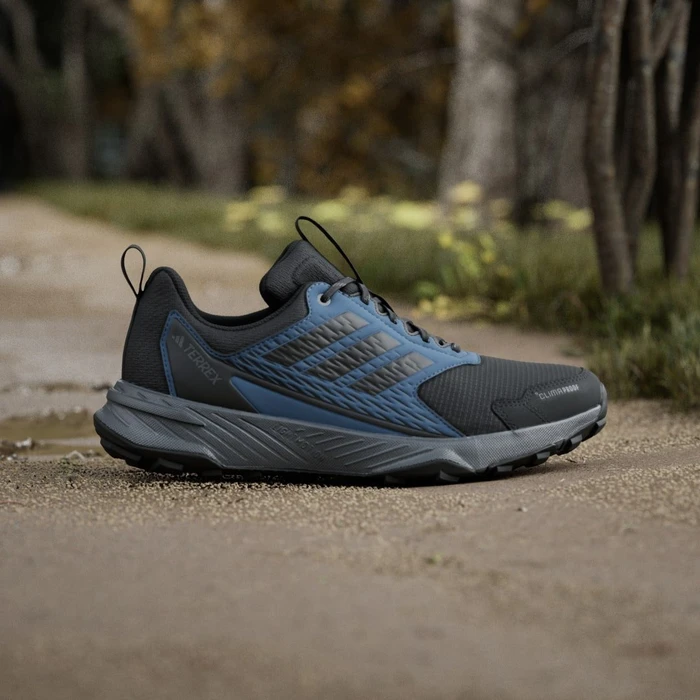 adidas Terrex Tracefinder 2 Climaproof core black/semi impact orange (Herren)