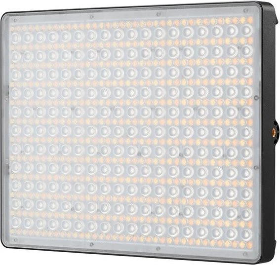 Aputure Amaran P60C