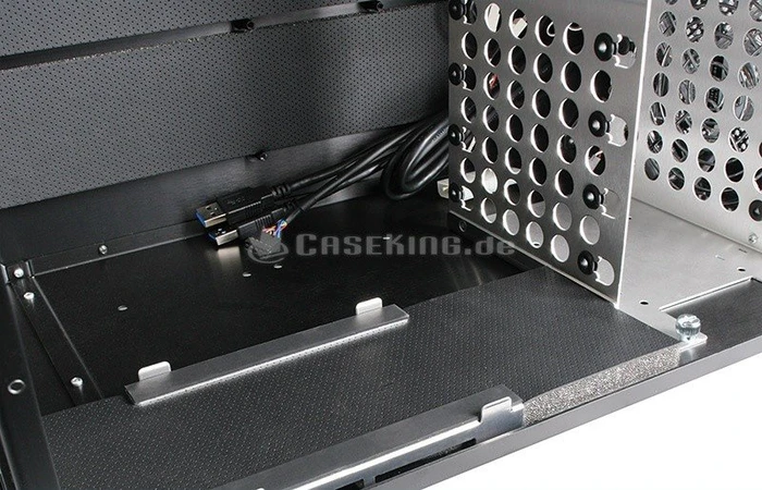 Lian Li PC-V354B schwarz, schallgedämmt