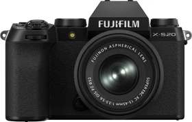 Fujifilm X-S20 mit Objektiv Fujinon XC 15-45mm 3.5-5.6 OIS PZ