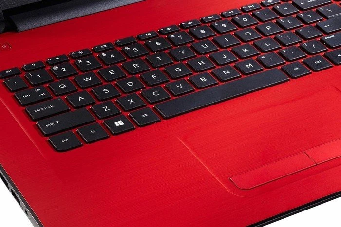 HP Pavilion 17-x026ng, Cardinal Red, Core i7-6500U, 8GB RAM, 1TB HDD, Radeon R7 M440, DE