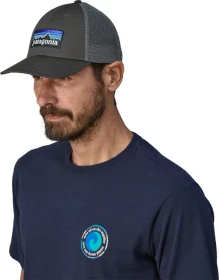 Patagonia P-6 Logo LoPro Trucker Kappe forge grey