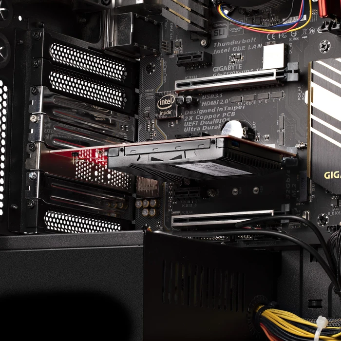 StarTech PCI Express Card > 1 x internal U.3 SFF-TA-1001 NVMe