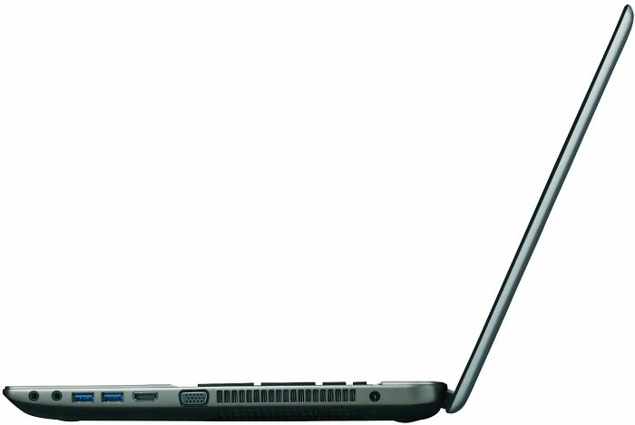 Toshiba Satellite P70-A-126, silber, Core i7-4700MQ, 32GB RAM, 256GB SSD, 3TB HDD, GeForce GT 745M, DE