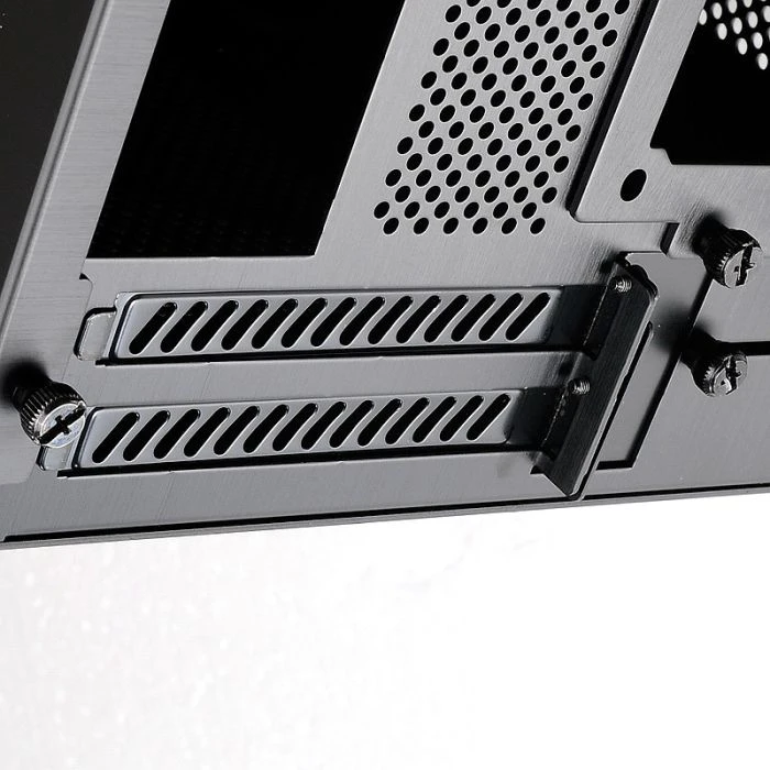 Lian Li PC-Q35B schwarz, schallgedämmt, Mini-ITX