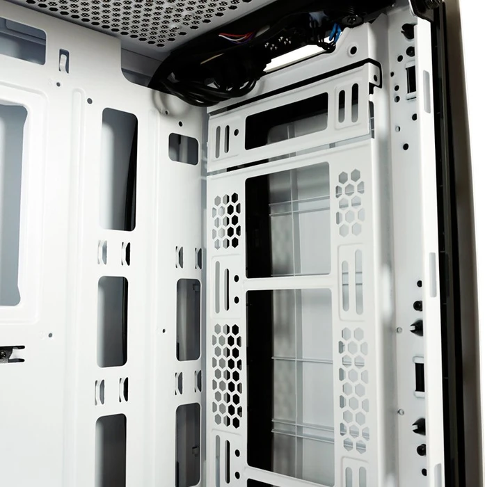 LC-Power Gaming 713W Bright_Sail_X, Glasfenster