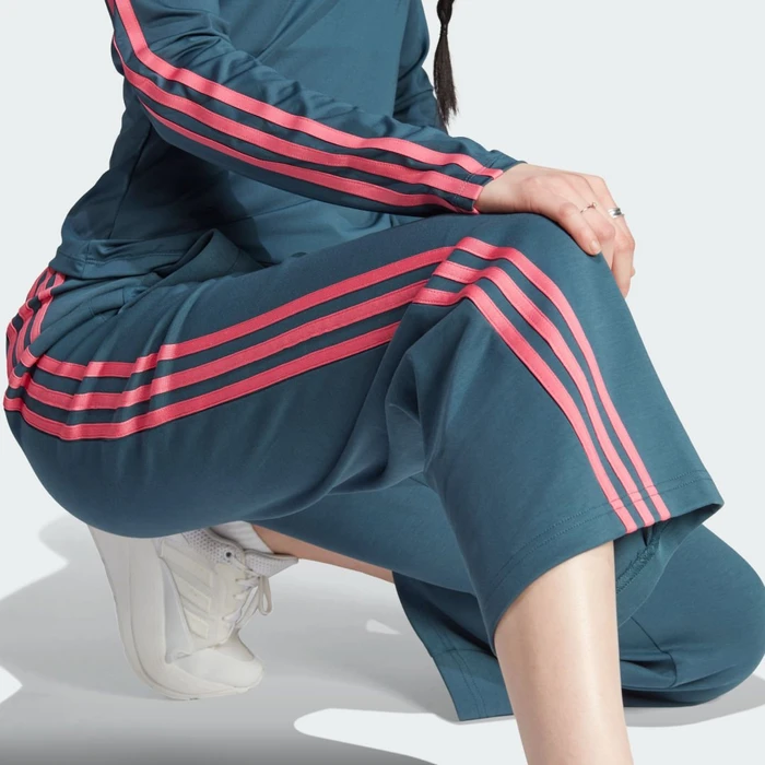 adidas Future Icons 3-Streifen Trainingshose lang arctic night (Damen)