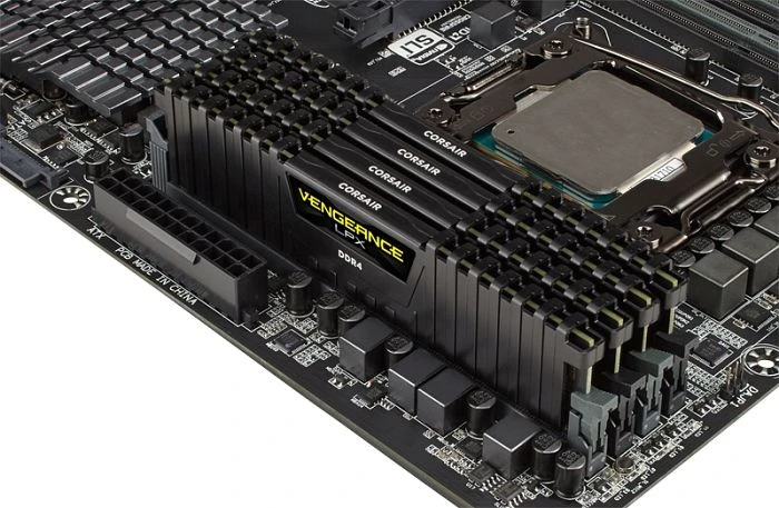 Corsair Vengeance LPX schwarz UDIMM 32GB Kit, DDR4-2400, CL12-14-14-28, 2RX8