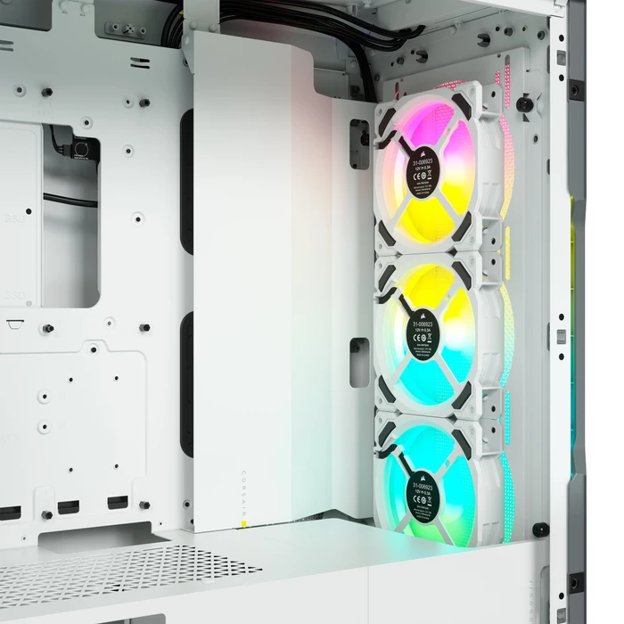 Corsair iCue 5000T RGB TG, weiß, Glasfenster